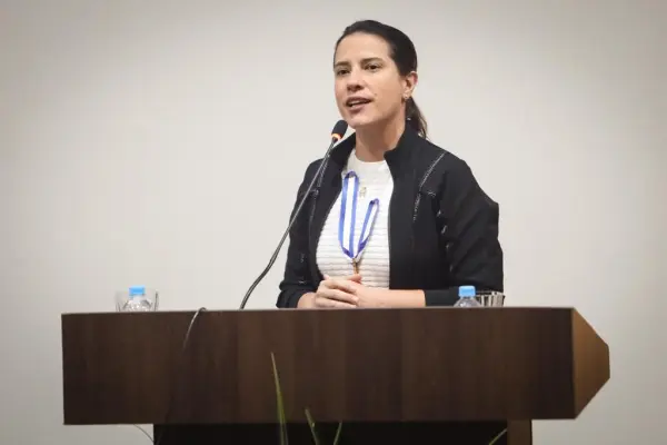 Raquel Lyra Participa do 6° Congresso Pernambucano de Municípios da Amupe