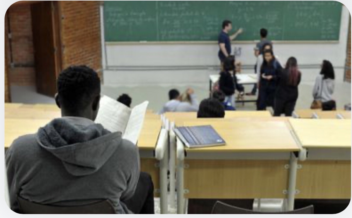 MEC e Capes lançam programa de formação de professores