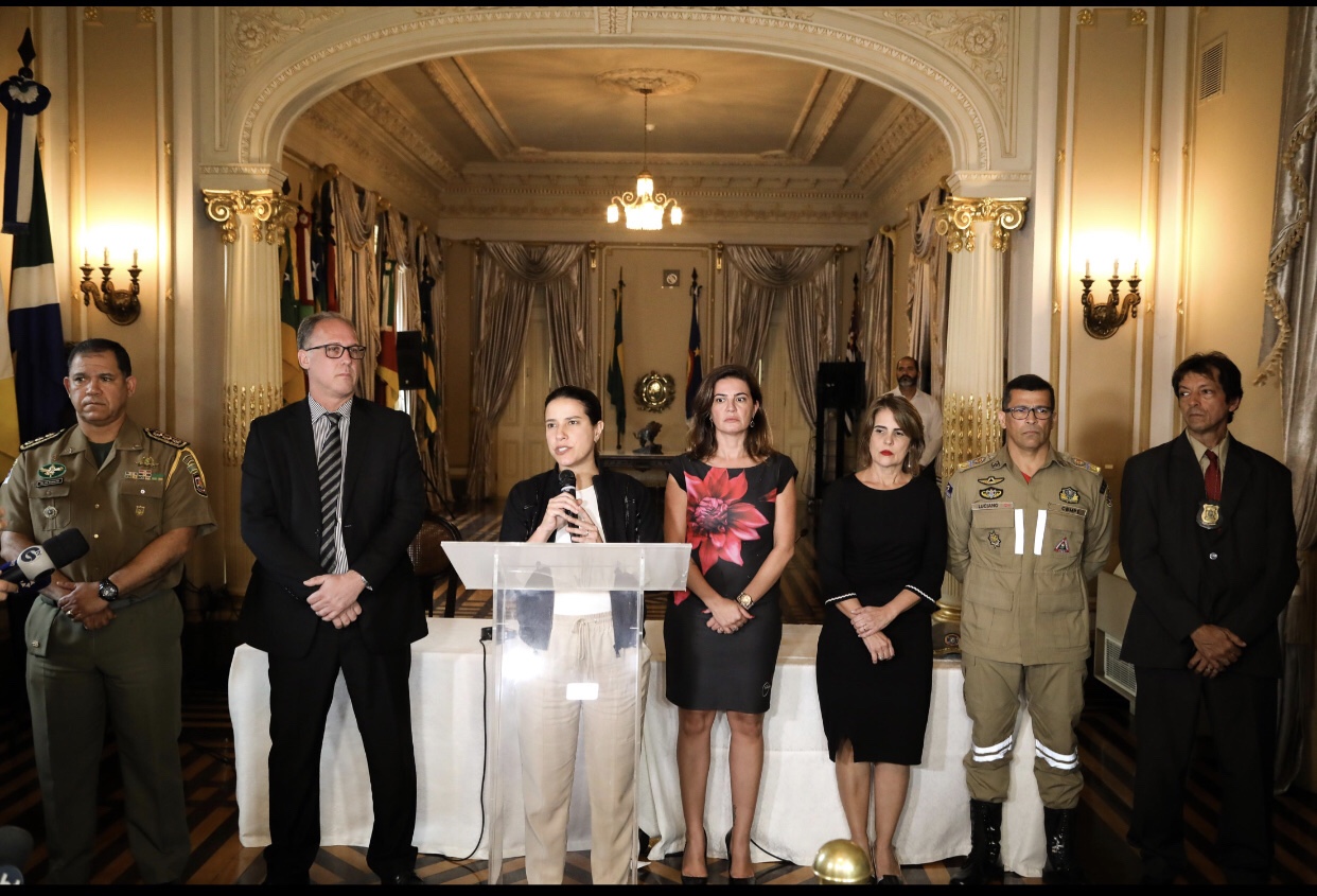 Governadora Raquel Lyra presta solidariedade aos familiares das vítimas dos crimes em Camaragibe e Paudalho e garante rigor nas investigações