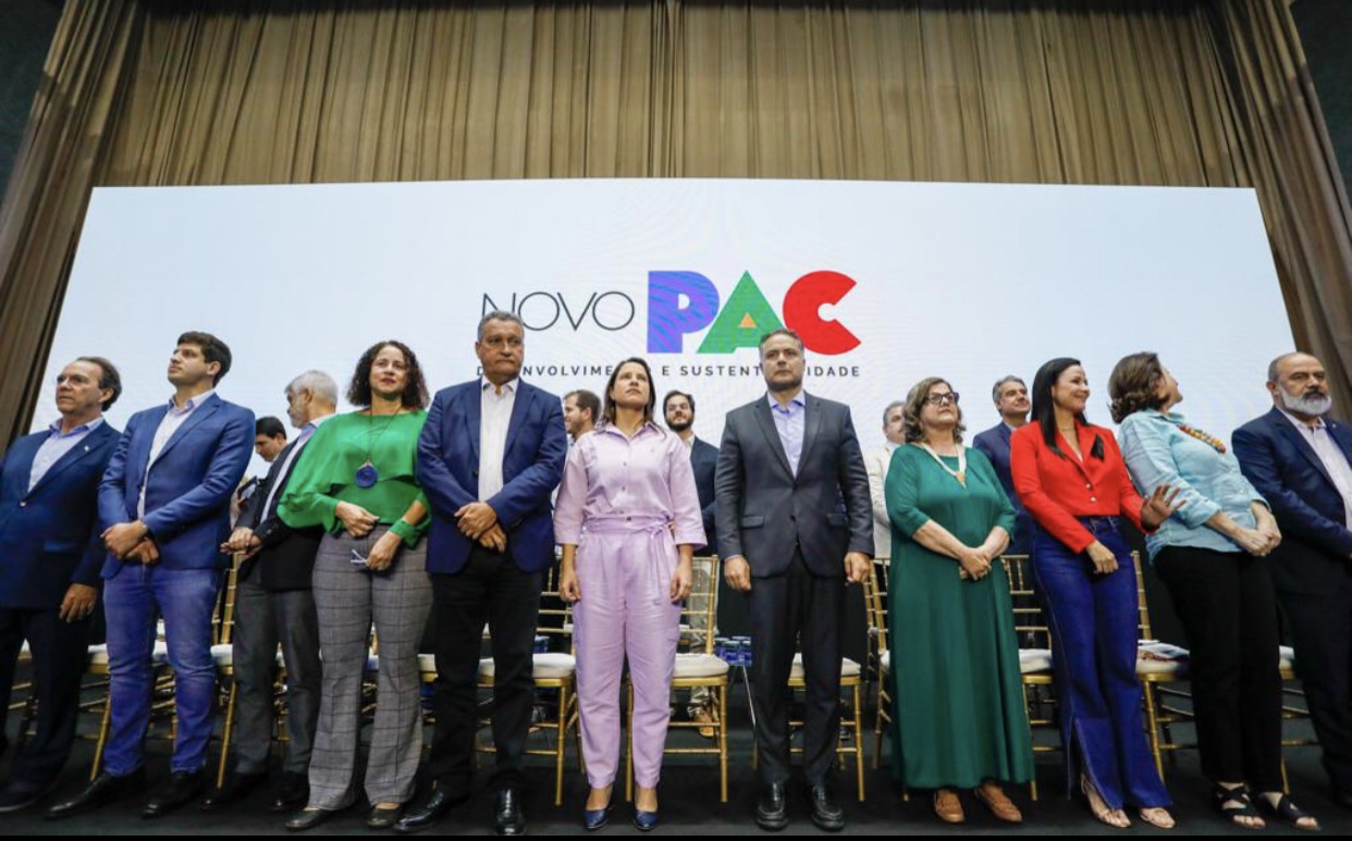 Raquel Lyra participa do lançamento regional do PAC