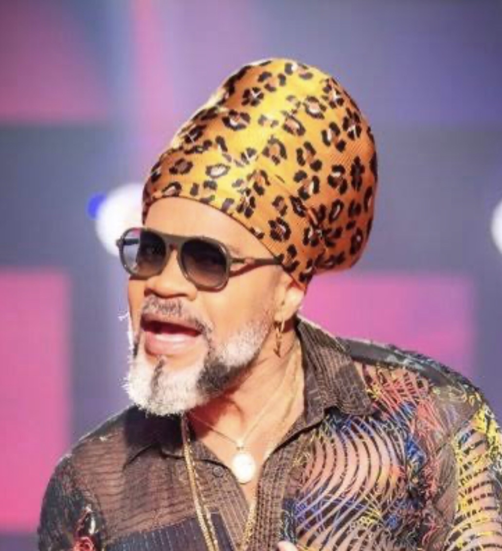 Carlinhos Brown fala na abertura do maior encontro de tecnologia da América Latina