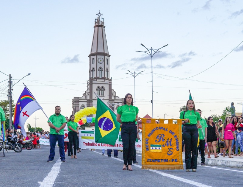 Itapetim celebra o 201º aniversário da Independência do Brasil com desfile cívico