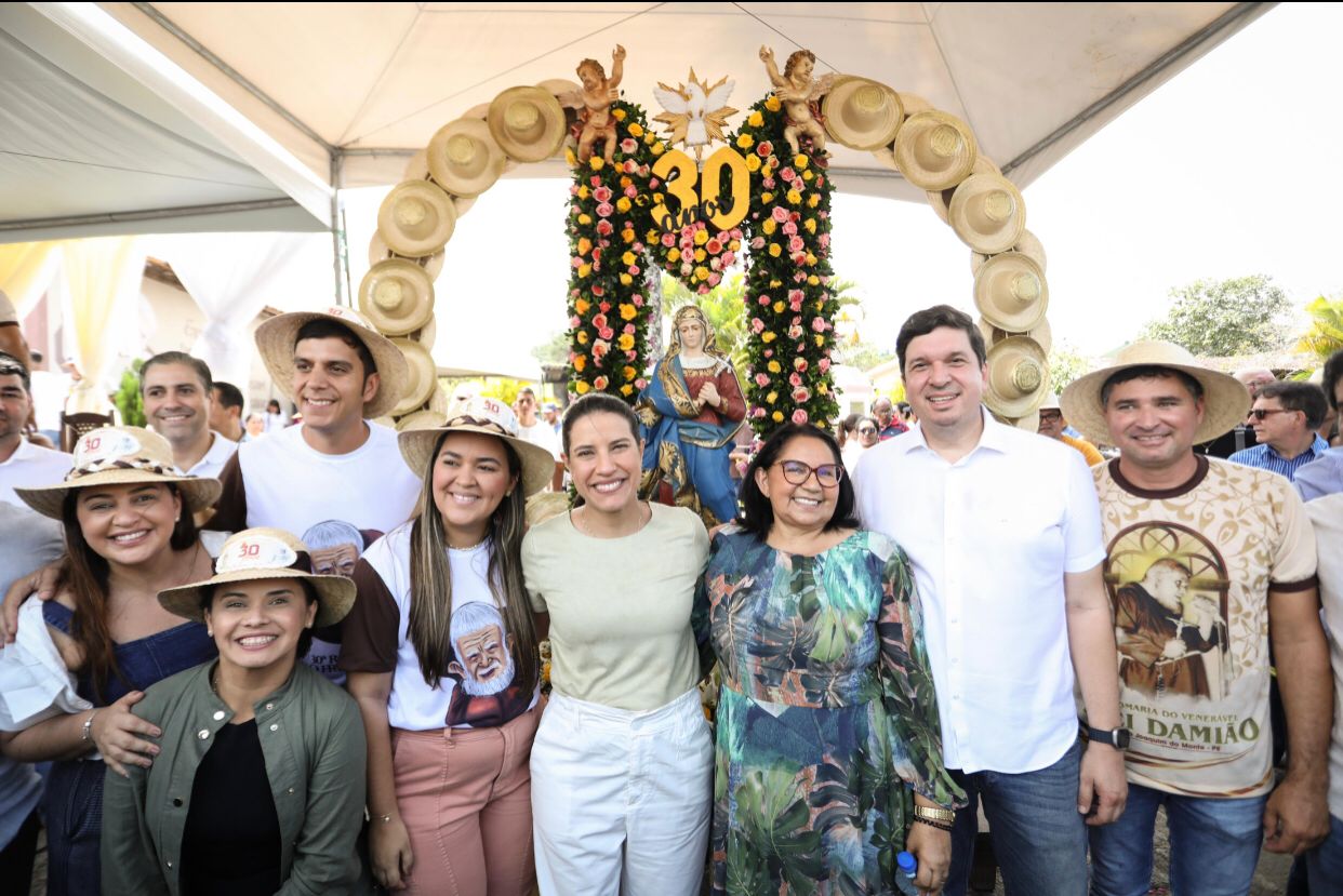 Em São Joaquim do Monte, governadora Raquel Lyra prestigia a 30ª edição da Romaria de Frei Damião