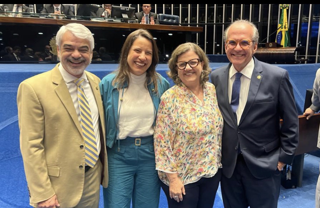 Raquel Lyra comemora aprovação da Reforma Tributária no Senado