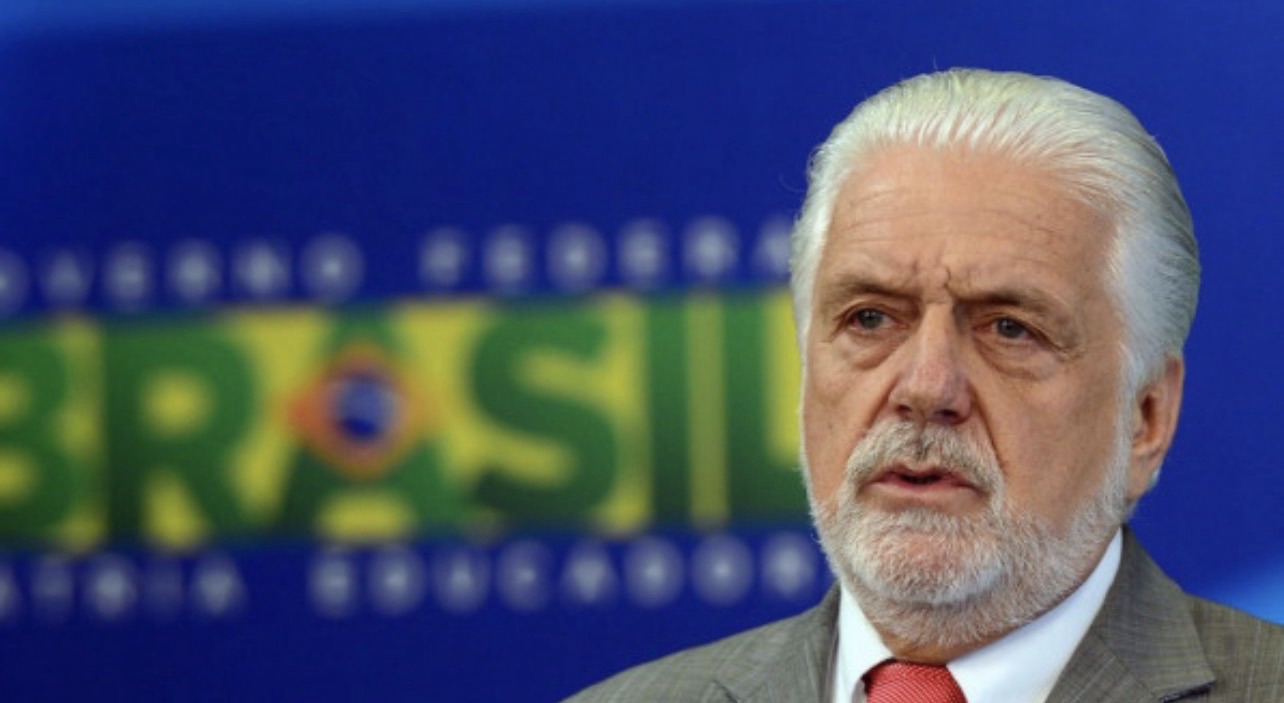 PF cumpre mandados contra Jaques Wagner em nova fase de investigação sobre Banco Master e PT da Bahia