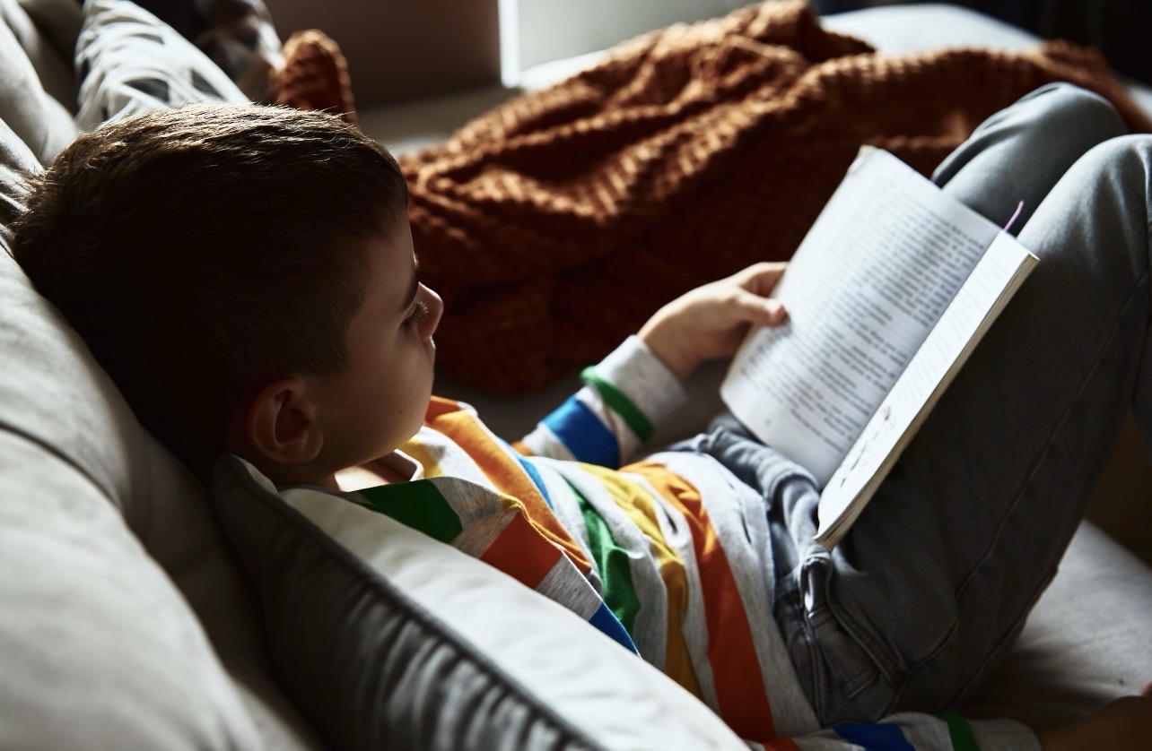 Ferias: dicas de livros para incentivar o hábito da leitura entre crianças e adolescentes