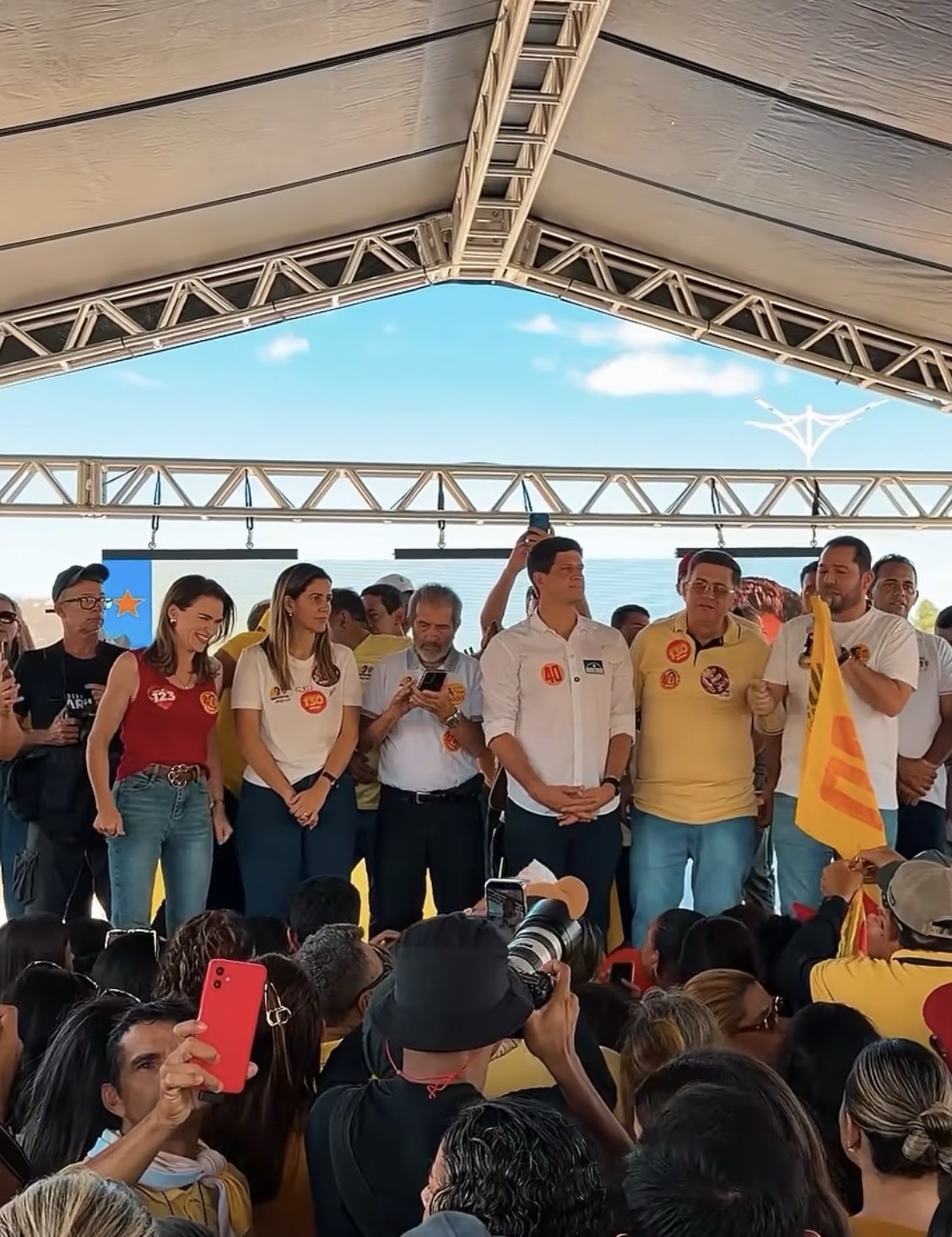 Carreata de João Campos em Itapetim contrasta com a tradicional força dos eventos do PSB no município