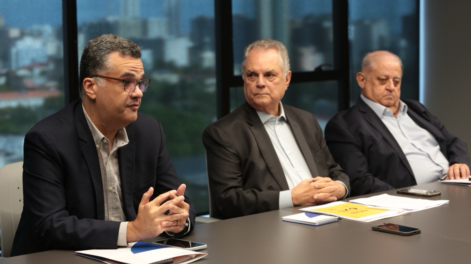 Setor produtivo faz alerta ao Senado e pede cautela na votação da PEC contra o fim da escala 6×1