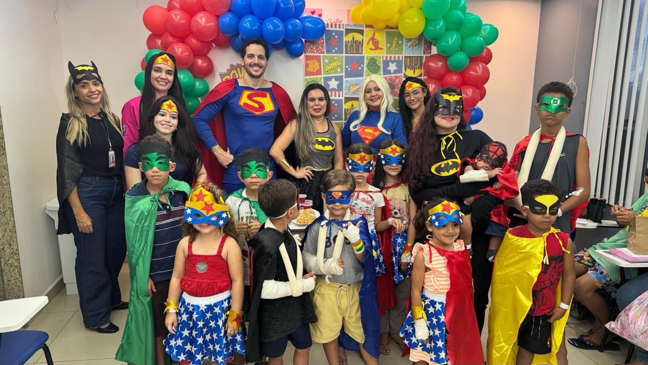 Hospital Regional de Arcoverde antecipa comemoração do Dia das Crianças com presentes e super heróis