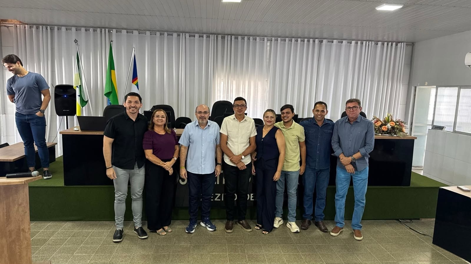 Câmara de Itapetim apresenta projetos para conceder títulos de cidadão e homenageia professores